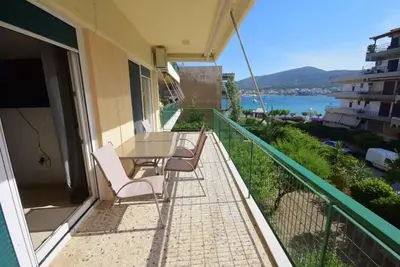 Image de Eclectic Apartment with Stunning Seaview