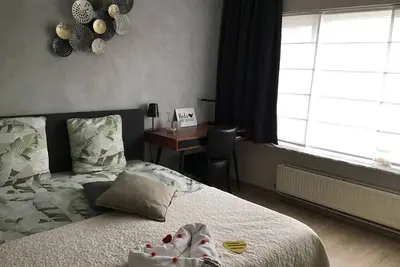Image de Two-bedroom apartment in the green Kempen