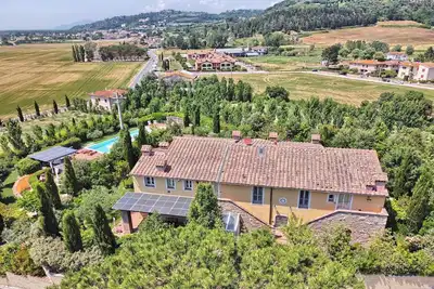 Image de Magnifiques Suites Familiales en Toscane entre Pise et Florence - 2 chambres 4pl
