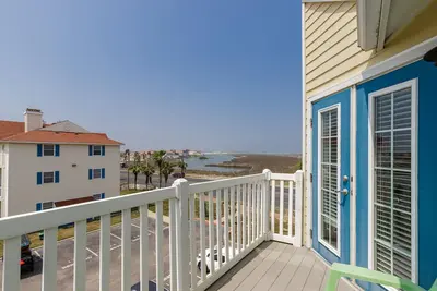 Image de Charming, Pet-Friendly Beach Getaway with All the Comforts of Home