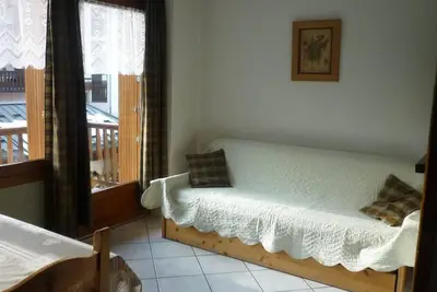 Image de 200m des commerces, 1er étage, balcon, casier à ski, 35m², Valloire