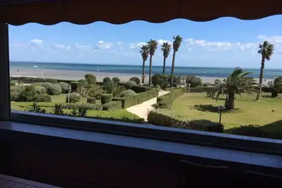 Image de Studio 25m2 & terrasse 8 m2 vue sur mer pour 2 personnes box privé piscine Wifi