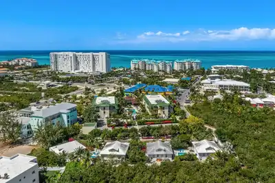 Mermaid's Retreat - Private Villa - Heart of Grace Bay