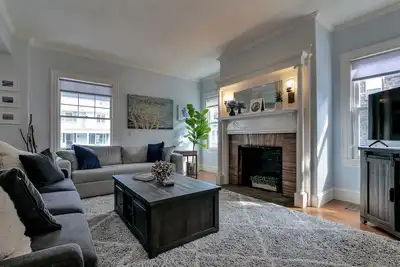 Image de Charming 5 Bdr/4ba home in the Heart of Bar Harbor