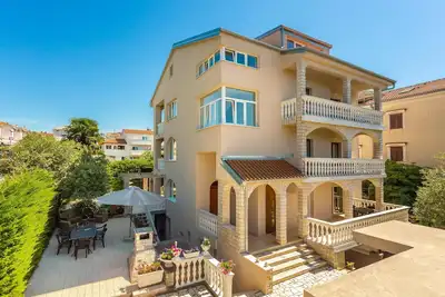 Image de Bel appartement à Malinska avec WiFi