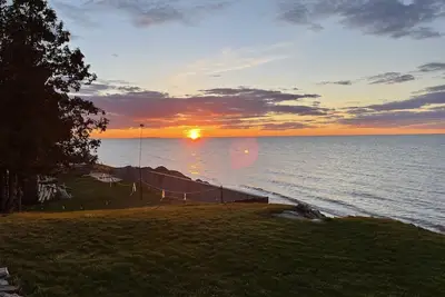 Image de Lakefront Cottage on Lake Huron w/ 100ft Sandy Beach