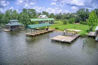 Image de Charming Home on Fish River - Perfect for your Family!