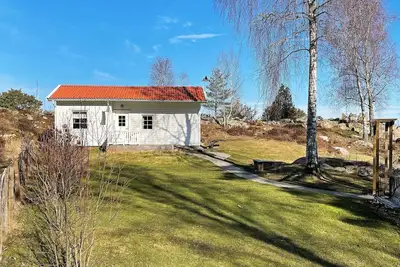 Image de Maison de vacances pour 6 a Höviksnäs-By Traum