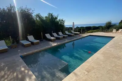 Image de Villa avec piscine vue mer