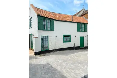 Image de 18th Century barn conversion - Norfolk market town