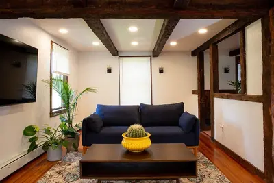 Spacious and relaxing retreat, - 90 min form Nyc