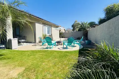 Image de Perfect for month plus long stays - feel at home with every amenity!