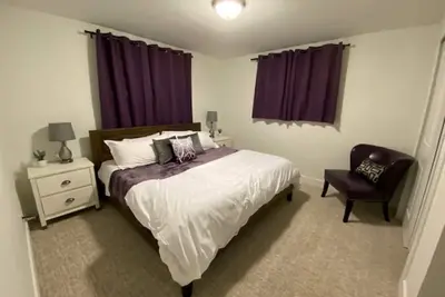 Image de 4 King Beds-Sleeps 10-Pet Friendly-Denver home