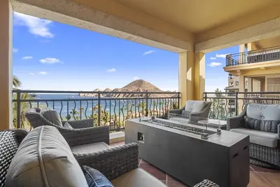 Image de Gorgeous 3-bd corner unit, Renovated and Lovely, Sleeps 8