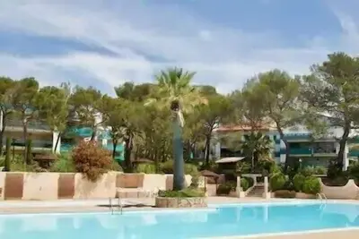 Image de Boulouris appartement piscine mer