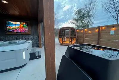 Image de Nature's Ridge Tc | Pickleball Lodge Retreat Home