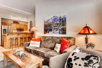 Image de Spacious Private Condo for 6