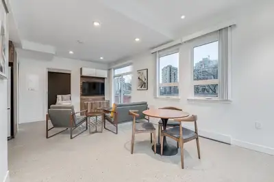 Image de 1170 Barclay: Lux 1 bed/2 bath & Private Roof Deck