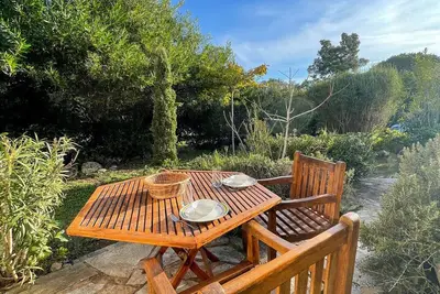 Image de Villa cosy à Santa-Giulia, 30m plage, climatisée, terrasse Bbq, 3 chambres, 5 couchages