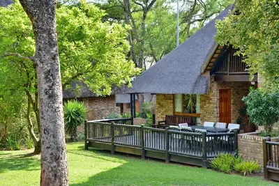 Image de Cambalala Unit 4 - Luxury Self Catering Vacation Rental In Kruger Park Lodge