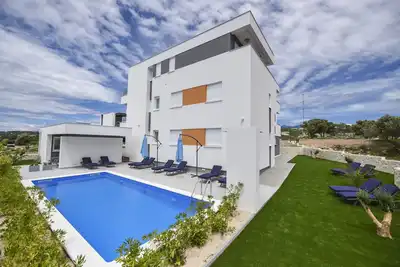 Image de Apartments for 8 with Pool