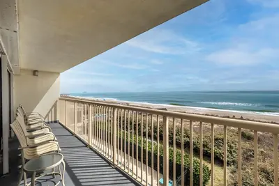 Image de Pelican Watch 307 | Oceanfront + Indoor Pool/Hottub