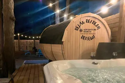 Image de Tc Bungalow | Spa | Sauna | Cold Plunge Retreat!