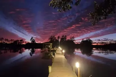 Image de Adorable 1 Bedroom waterfront with kitchenette private dock pet friendly
