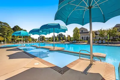Image de Ocean View Beach Club home with fast WiFi, central A\/C, & community amenities