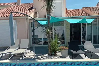 Image de Villa de charme avec jardin et piscine, vacances au soleil garanties!