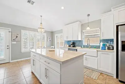 Image de Pool Paradise in Kemah - Next to Cien Park and minutes from fun at the Kemah Boardwalk!