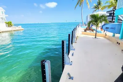 Image de Updated 2br, 2ba w King Master, 35' SeaWall-Bikes, Kayaks, SUPs, Extra Frig/Bait Frz
