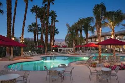 Studio Apartment  with two queen beds,