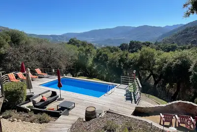 Image de Gated Carmel Valley Retreat with 20 Acres, Pool & Hot Tub