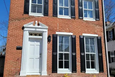 Image de Historic Creekside Home - 2br 2. 5ba - Downtown North East