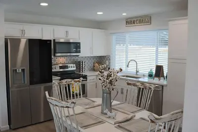 Image de The Farmhouse | Centrally Located | Clean |