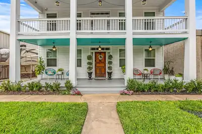 Historical 4-bedroom home with parking on premises