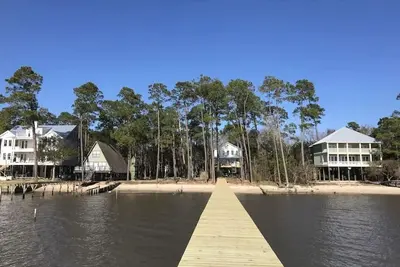 Image de Family Friendly Cottage With Pier and Beach on Mobile Bay