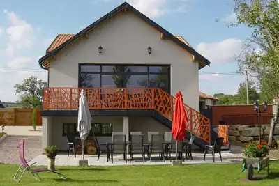 Image de Maison de caractère avec piscine\/jacuzzi