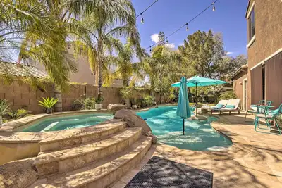 Phoenix Retreat w/ Pool, Spa & Theater Room