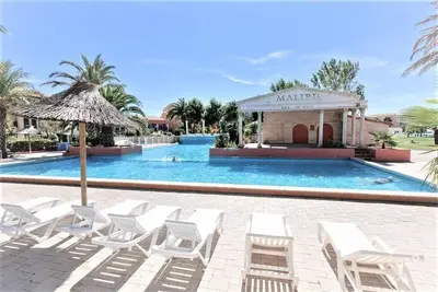 Image de Charmant T2 de 44m2 piscines/tennis/mer