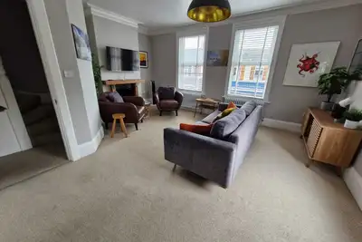 Image de The Old Chemist - Viking Bay Getaway