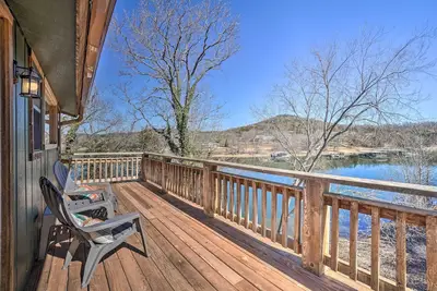 Image de Lakefront Shell Knob Home w\/ Deck & Gas Grill
