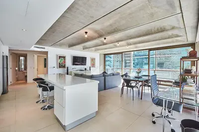 Image de The Sunset 1 Bedr Apt | WiFi/River View/Gym/Pool