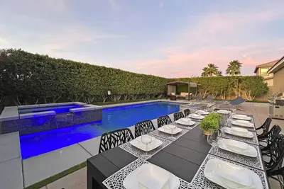 Image de Grand Luxe Villa: Large Pool\/Spa, Game Room, Luxurious & Stylish