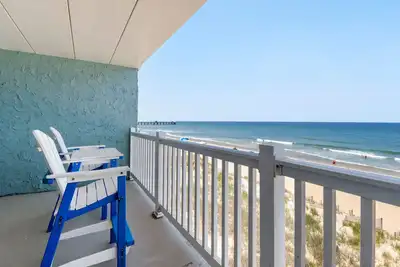 Image de PierView 308: Oceanfront Condo with Community Pool