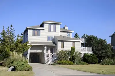 Sea La Vie: Oceanside, Hot Tub, Shared Pool