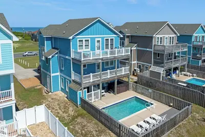 Image de Carolinian: Semi-oceanfront, Pool, Spa, Pool Table
