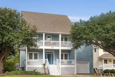 Moon Over Magnolia: Private Pool, Spa, Rec Room