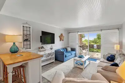 Image de Villas J2: 2-bedroom Condo, Community Pool & Tennis, 400 ft Soundside Pier
